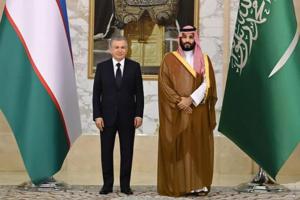 Uzbekistan President Shavkat Mirziyoyev and Saudi Arabia Crown Prince Mohammed bin Salman 